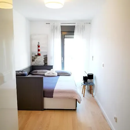 Apartman Lucas アパート *